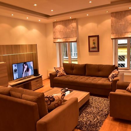Ferhadija Luxury Apartment Saraievo Exterior foto